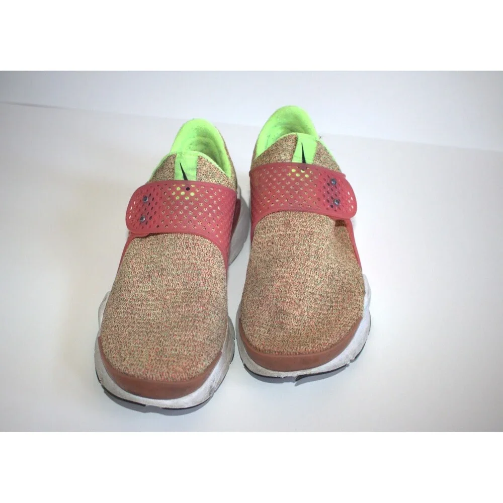 NIKE Sock Dart Ghost Green/Watermelon Multicolor Women's Size‎ 10